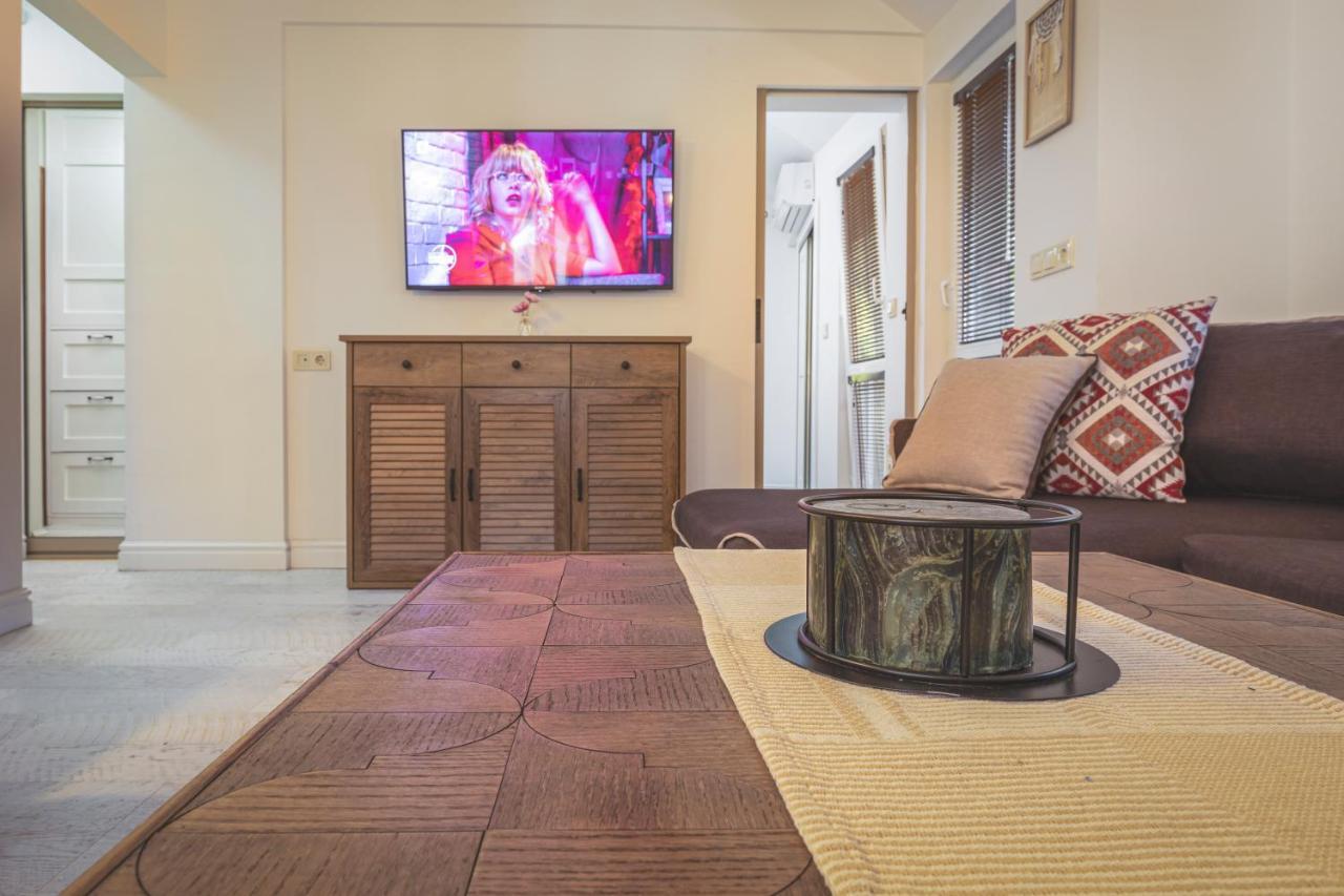 Stylish 1Bd Flat With A Terrace Near The Centre Of Plovdiv By Flat Mаnager Apartment Bagian luar foto