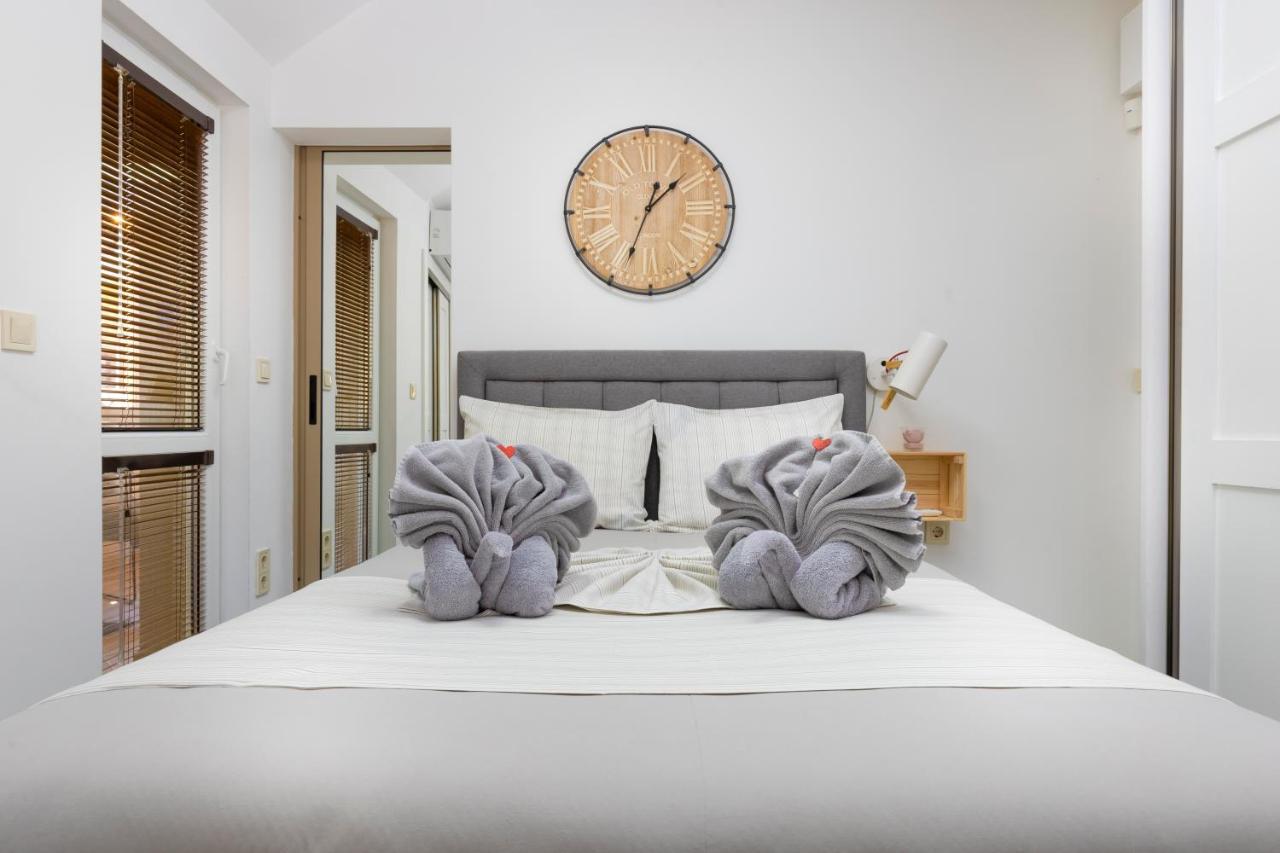 Stylish 1Bd Flat With A Terrace Near The Centre Of Plovdiv By Flat Mаnager Apartment Bagian luar foto