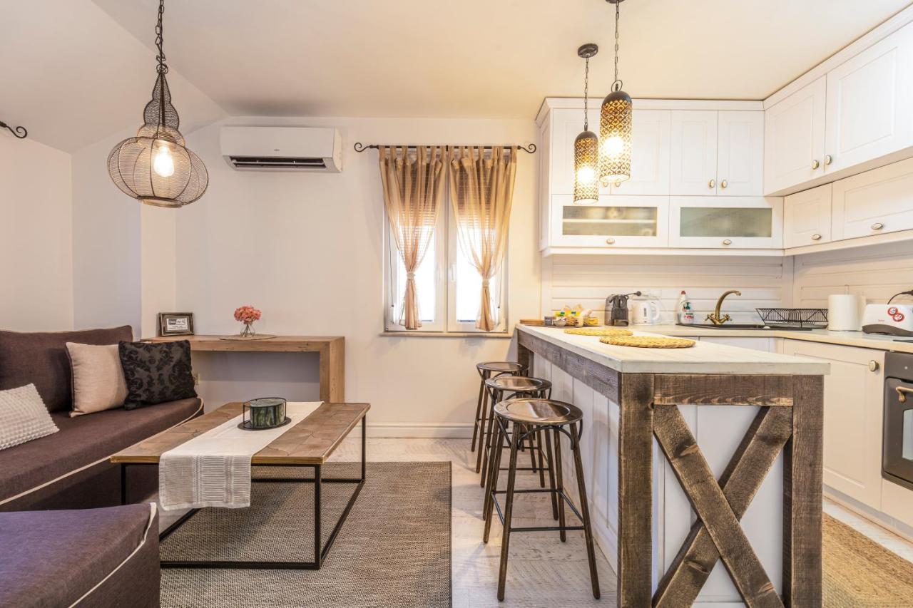 Stylish 1Bd Flat With A Terrace Near The Centre Of Plovdiv By Flat Mаnager Apartment Bagian luar foto
